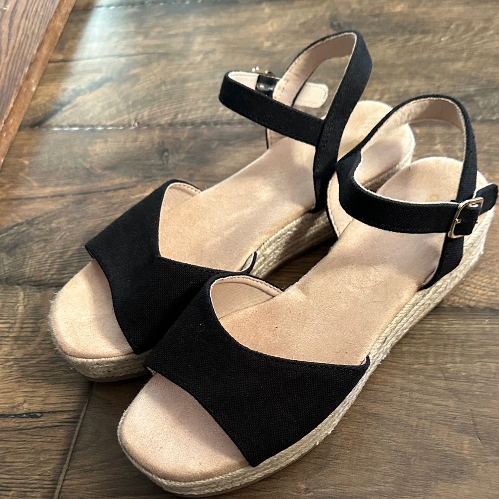Old Navy Black Espadrille Sandals